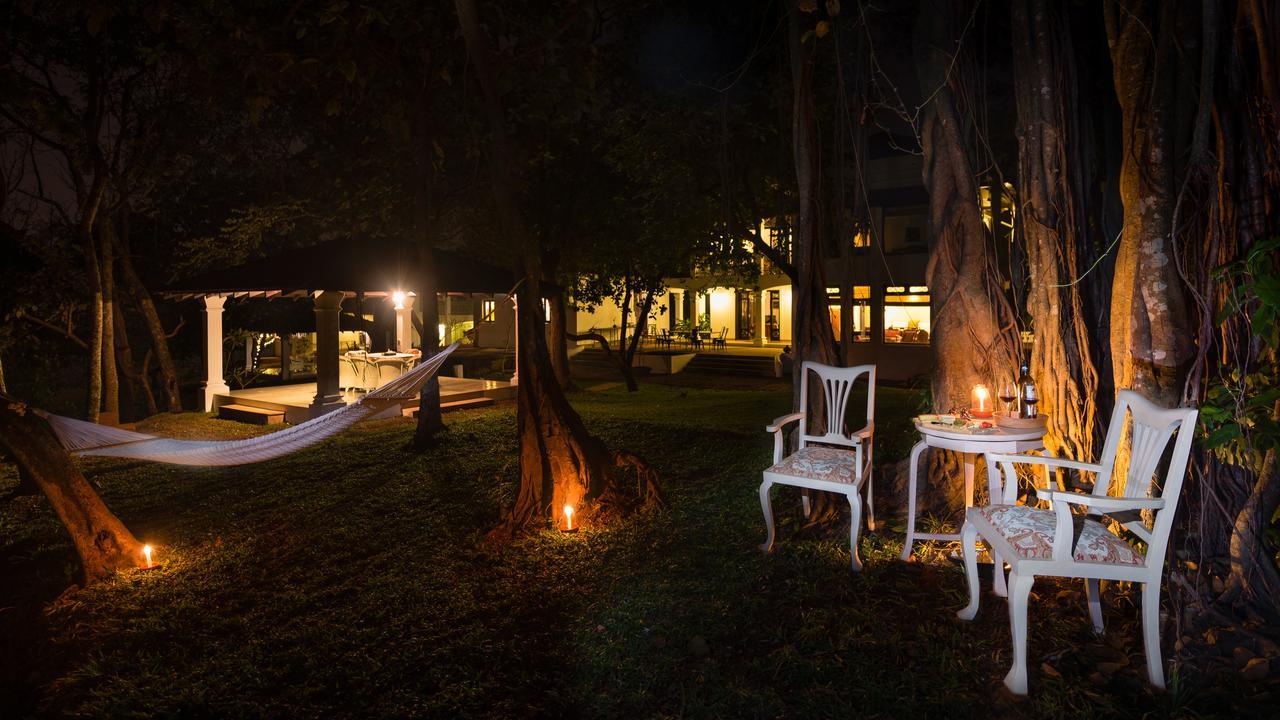The Postcard Velha, Goa Hotel Oud Goa Buitenkant foto