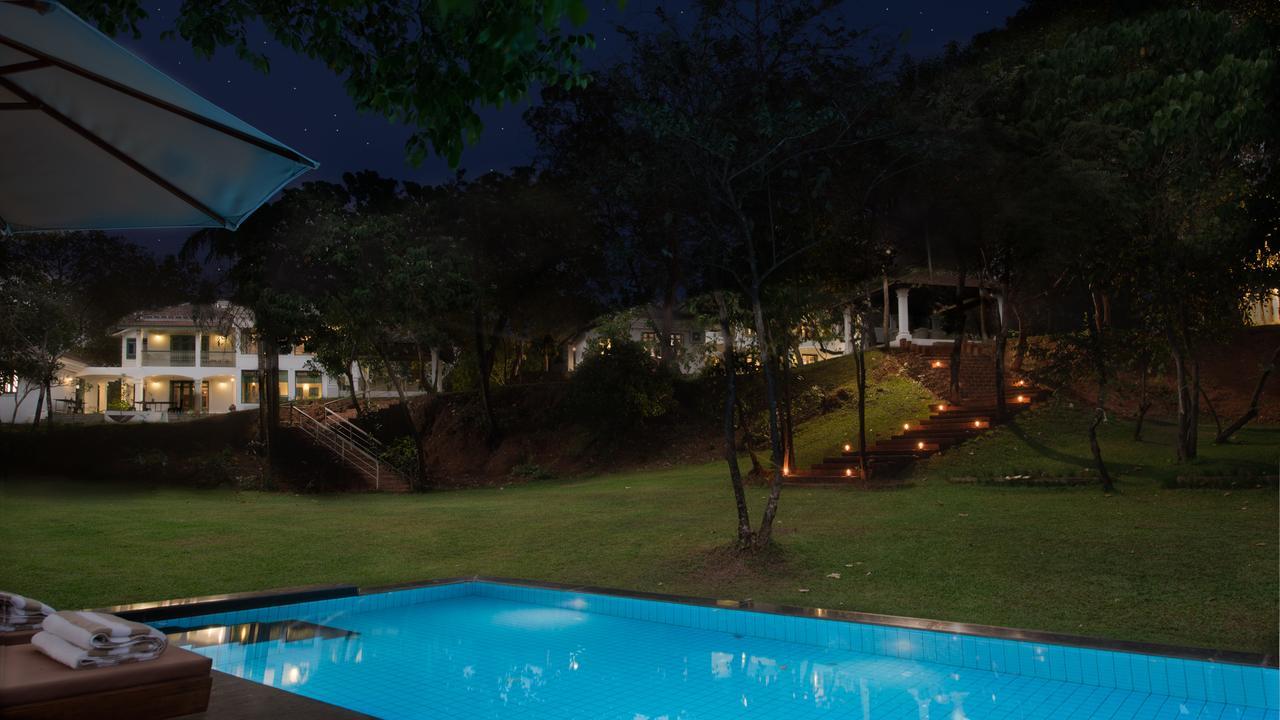 The Postcard Velha, Goa Hotel Oud Goa Buitenkant foto